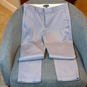 Banana Republic 33x34 Fulton skinny fit gray chino pants